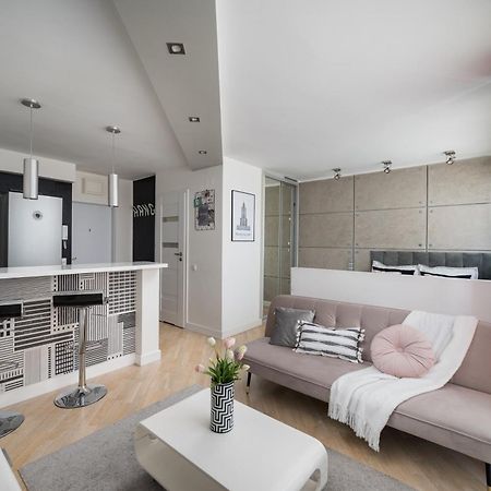 Air-Conditioned Premium Loft Warsaw Skyline Only 900 M To Central Station Exterior photo